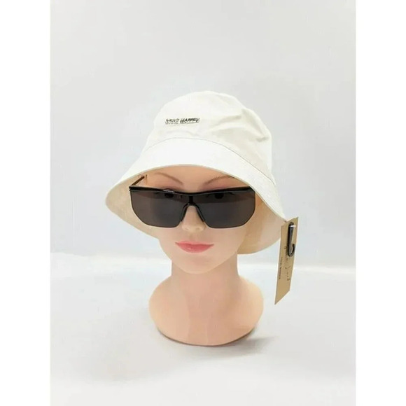 Steve Madden Women's Satin Lined Nylon Bucket Hat White O/S (MSRP $36) - Picture 2 of 5